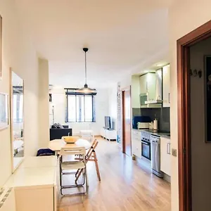  Apartment Sweet Bcn Plaza Universidad Spain